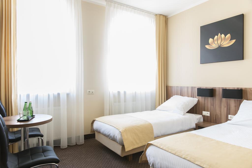 Mandala Hostel & Apartments Poznań Værelse billede