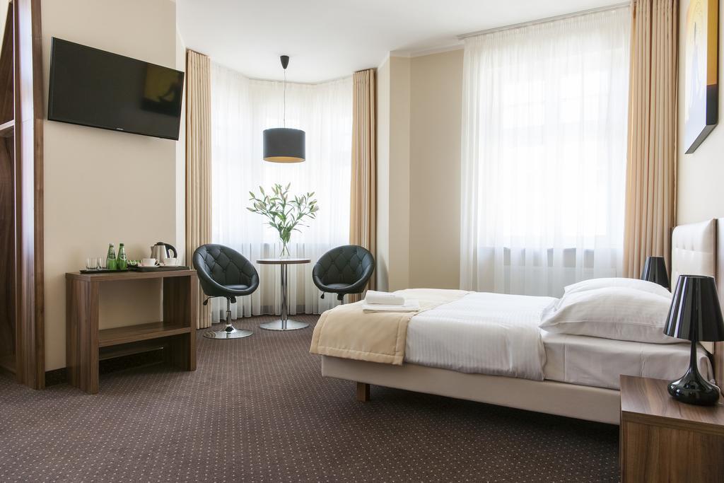 Mandala Hostel & Apartments Poznań Værelse billede